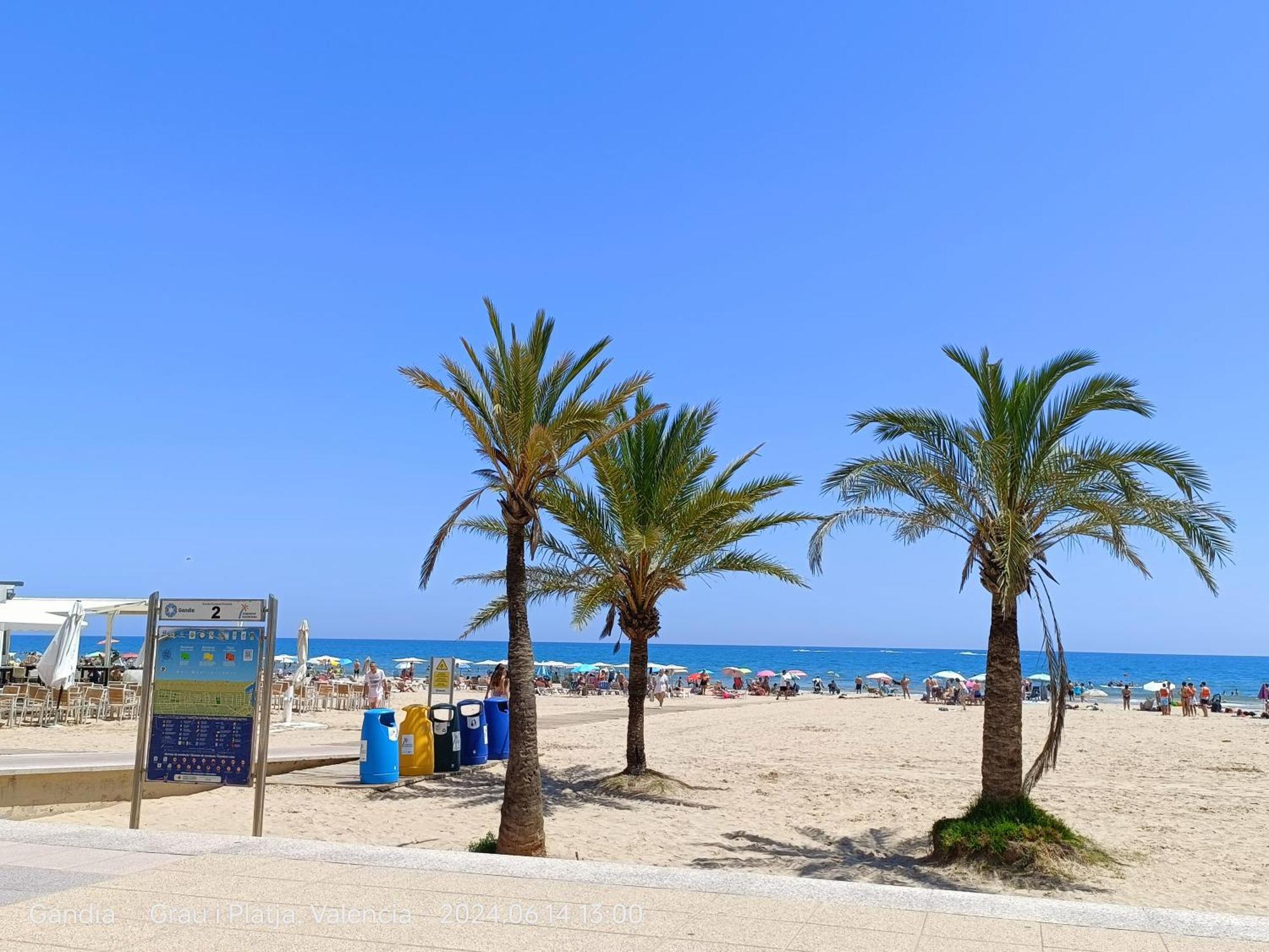 Mare De Deu, Vivienda Vacacional Para Familias Y Mayores De 25 Anos En El Grao De Gandia-Playa Playa de Gandia 외부 사진