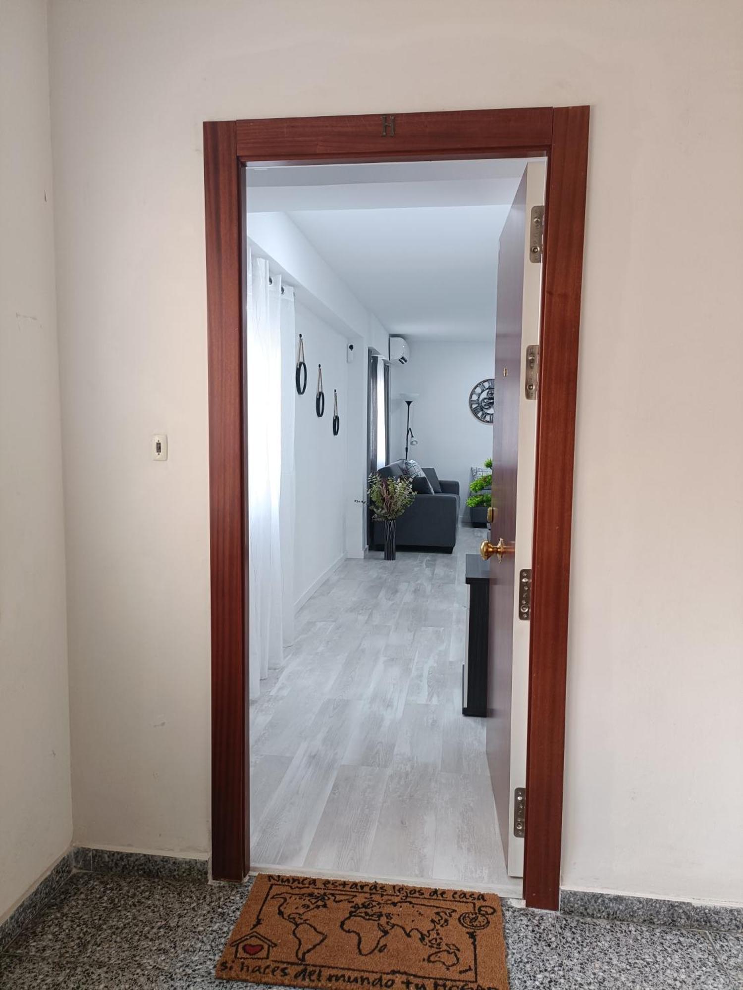 Mare De Deu, Vivienda Vacacional Para Familias Y Mayores De 25 Anos En El Grao De Gandia-Playa Playa de Gandia 외부 사진