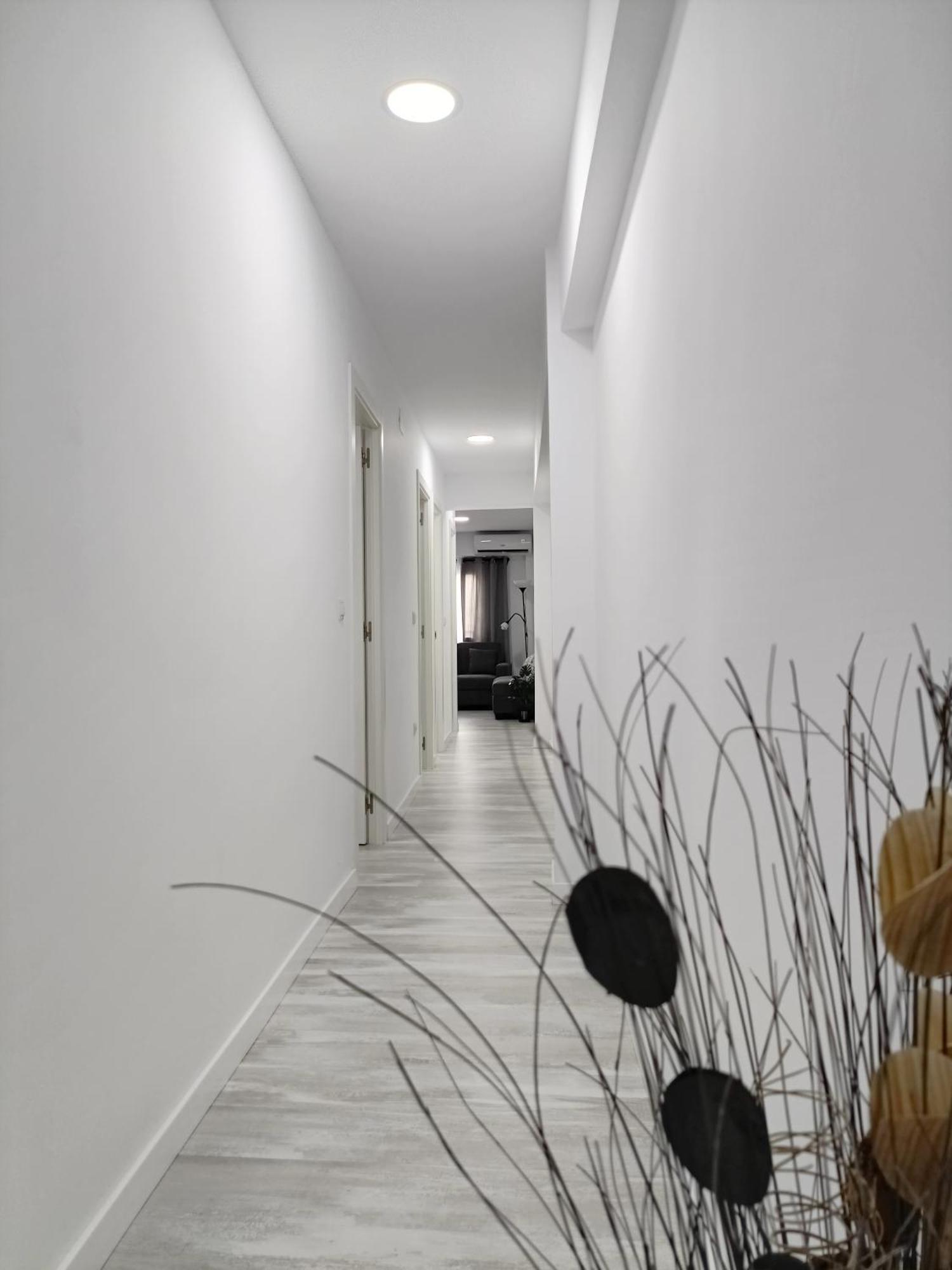 Mare De Deu, Vivienda Vacacional Para Familias Y Mayores De 25 Anos En El Grao De Gandia-Playa Playa de Gandia 외부 사진