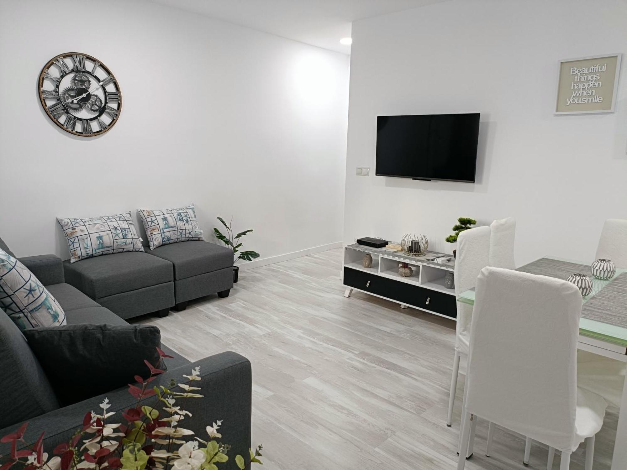 Mare De Deu, Vivienda Vacacional Para Familias Y Mayores De 25 Anos En El Grao De Gandia-Playa Playa de Gandia 외부 사진