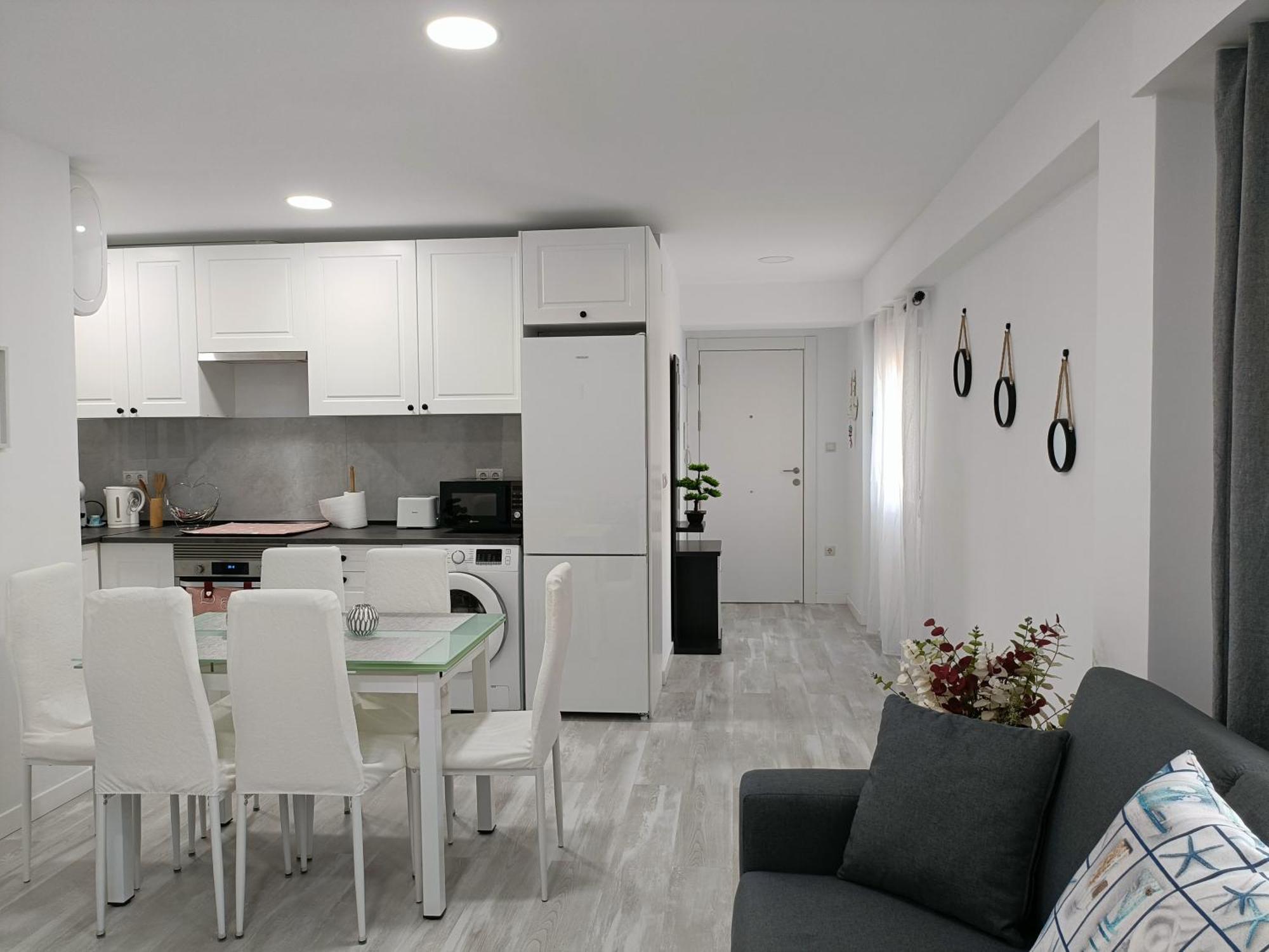 Mare De Deu, Vivienda Vacacional Para Familias Y Mayores De 25 Anos En El Grao De Gandia-Playa Playa de Gandia 외부 사진